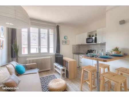 f2 meublé refait à neuf