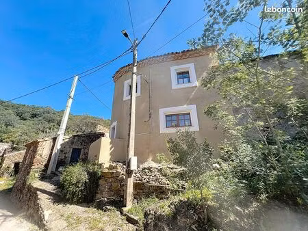 pied à terre idéal dans hameau paisible le priou  près de st-chinian