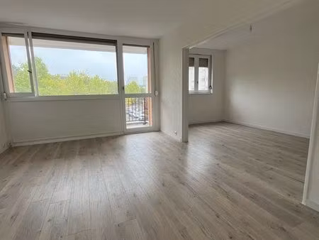 appartement t5 de 92 m2 quartier clemenceau hautes chalais rennes