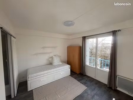 studio 16 m² rénové – centre-ville saint-nazaire  lumineux