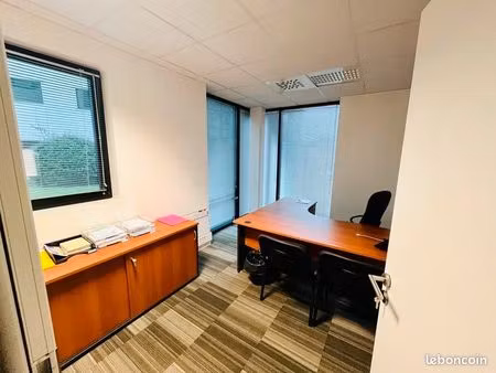 local bureaux 125 m²