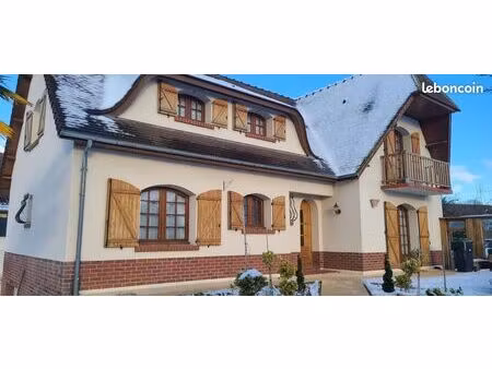 propriété 6 pièces 164 m²