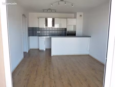 t3 croix daurade 58m2 3eme etage