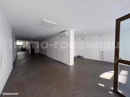 local commercial 129 m²