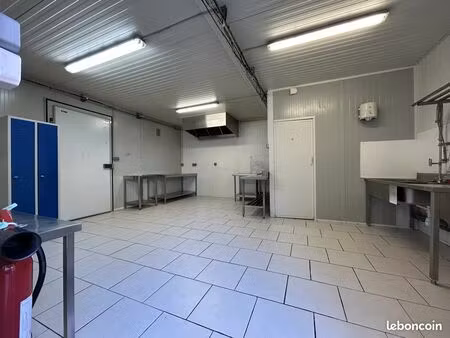 local 52 m² livry-gargan