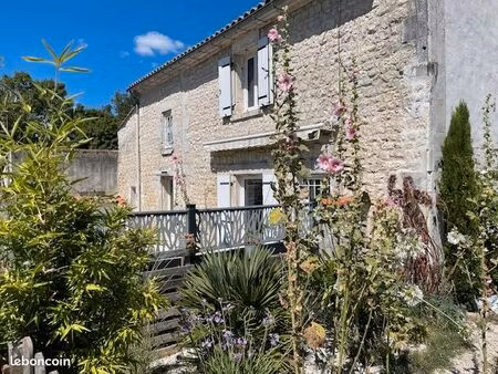 vends ensemble immobilier de 2 maisons