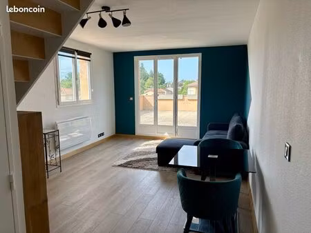 appartement t3 en duplex avec terrasse