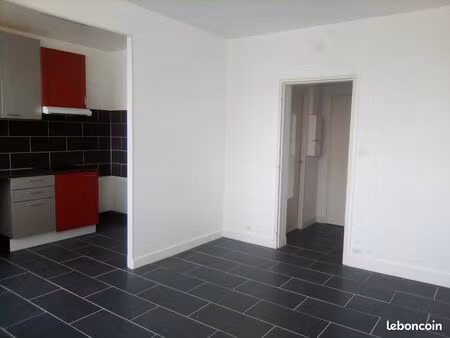 appartement t2 37 m2 en hypercentre  vers cinéma denis dussoubs  chauffage compris