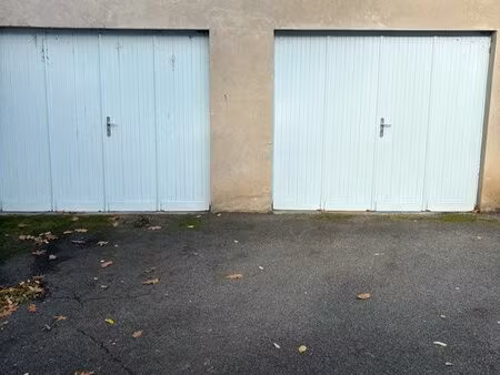 garage à louer