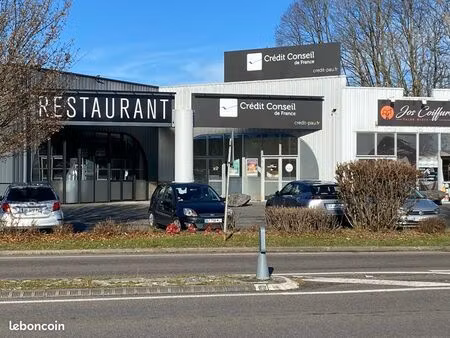 local commercial 144m2