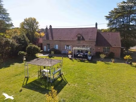 longère 5 pièces 156 m²