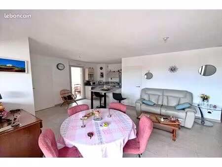 appartement 3 pièces avec loggia et garage