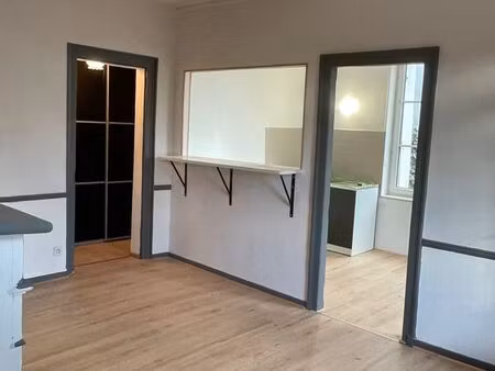 appt t4 84m2 + garage + jardin 1000m2 + dépendance