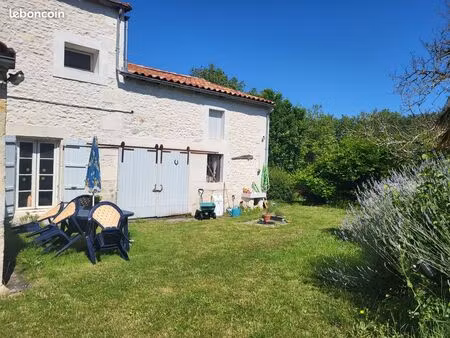 propriété 9 pièces 264 m²