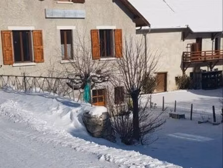 grande maison à louer gresse en vercors