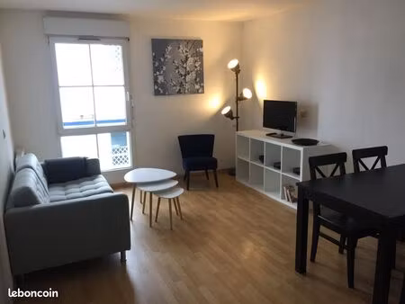 hyper centre - proche mairie - t2 meublé 43m²