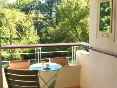 studio 1 pièce 24 m²