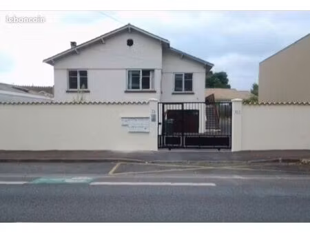 appart meuble 650+charges 55m2 3 pièces pessac centre