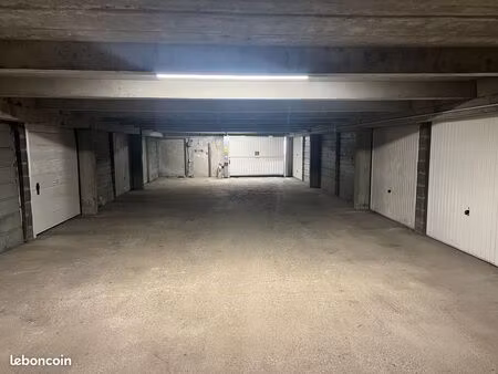 garage à louer