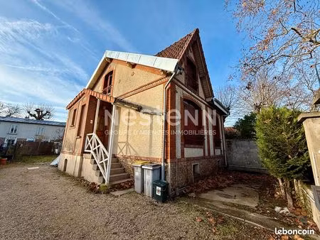 maison de charme (3 chambres) avec jardin et serre – à 3 min du rer le vésinet-le pecq