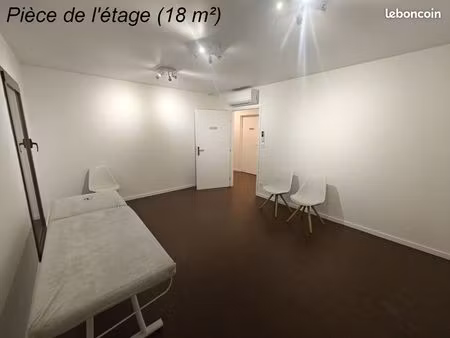 bureau médical ou paramédical de 18 m² (à temps plein)
