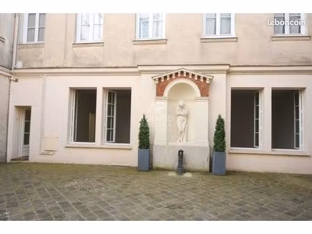 bureaux 79 m² versailles