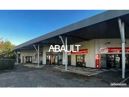 local commercial 126 m²