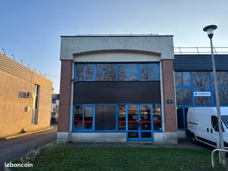 locaux bureau et activité 190m² croissy-beaubourg