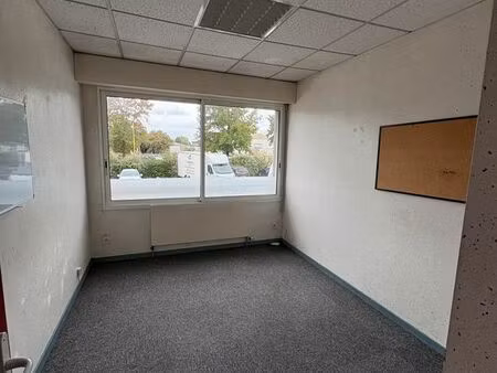 bureau à louer 10m2
