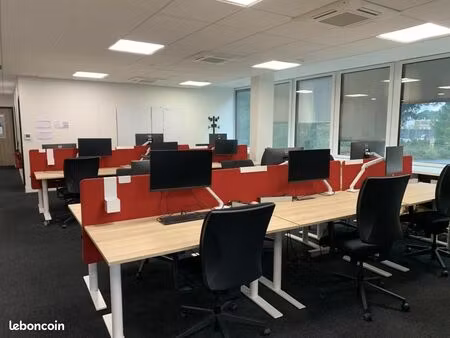 local bureaux pessac