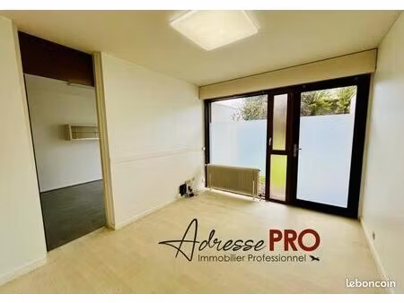 local commercial 49 m²