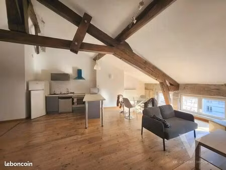 appartement 3 pièces 70 m²