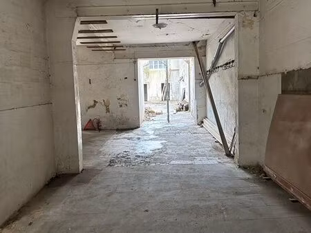 local 120 m2 avec jardin 90 m2