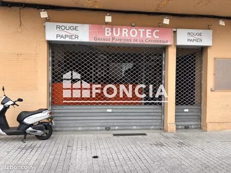 local commercial 366 m²