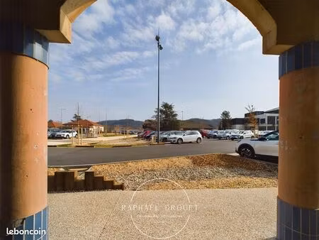 local commercial 53 m²