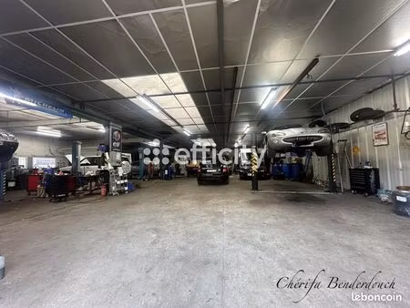 fonds de commerce autos/motos 595 m²