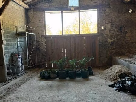 location box de stockage sécurisé – grande surface – accès facile