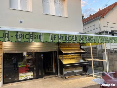 belle épicerie / primeur / fleuriste refaite à neuf – emplacement n°1 (42 m² + sous-sol am