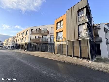 local 41 m² montaigu-vendée