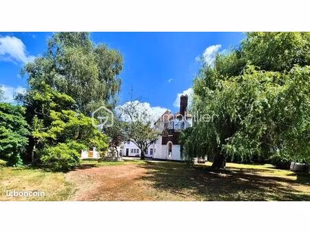 maison 10 pièces 433 m²