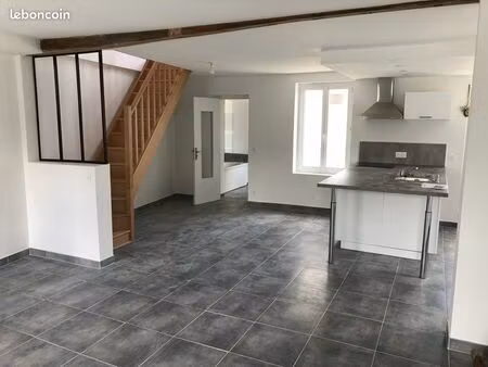 maison 3 chambres nesle