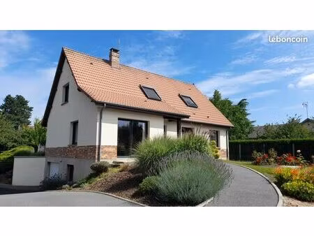 villers bretonneux centre ville hors lotissement au calme 150m² + sous-sol complet 5 chamb