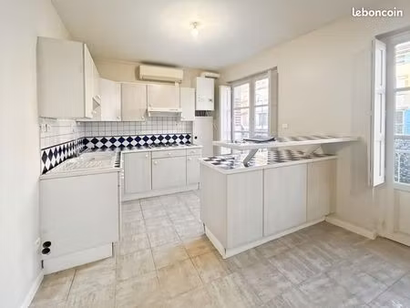 appartement 3 pièces 55 m²