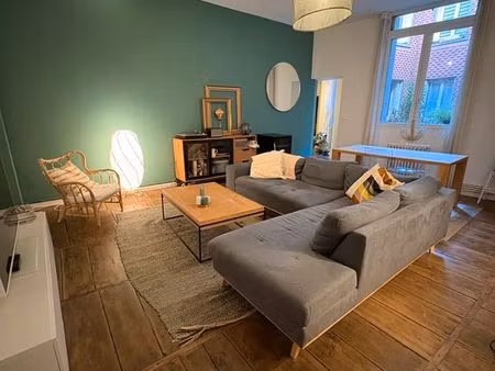 location – grand t2 bis de 67 m² en hypercentre de limoges (place des bancs) disponible à 