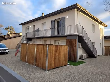 t1 bis + terrasse + parking à montauban