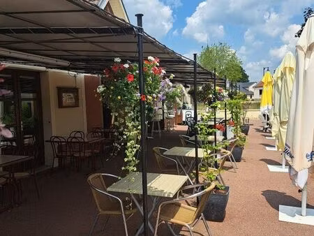 café  restaurant 150 m² moureuille