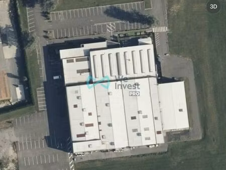 local commercial 4200 m² coulommiers