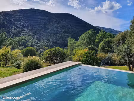 propriété 14 pièces 433 m²