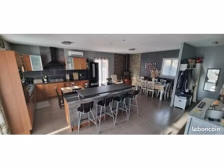 maison 4 chambres avec jardin et piscine