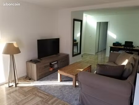 vends f3 70 m2 avec garage